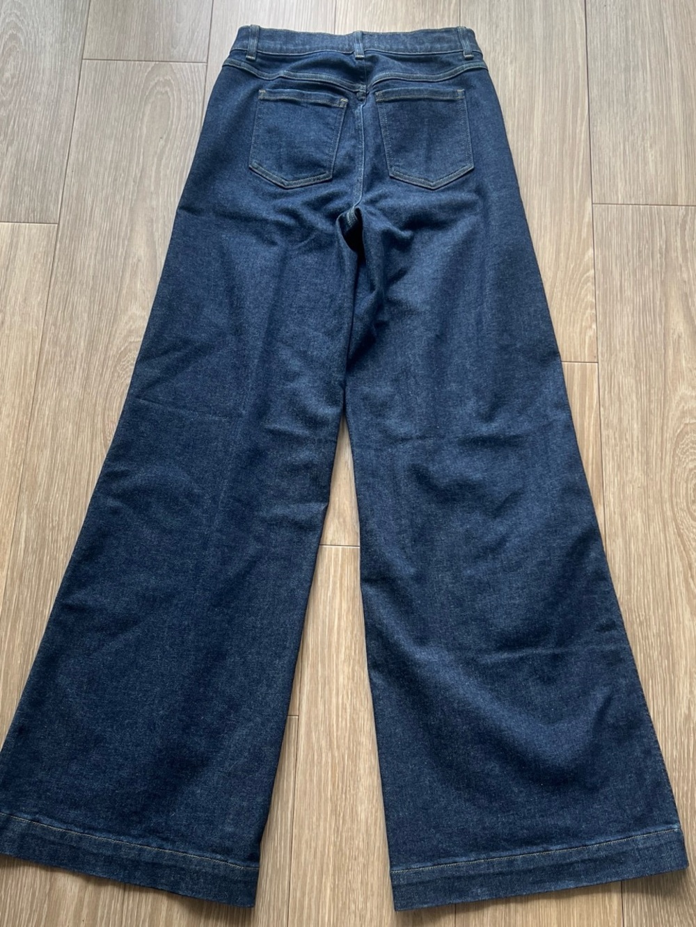 Spanx pull on Dark wash wide leg jeans Size Small #denim #baggy - Picture 3 of 4